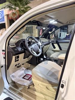 تۆیۆتا لاندكروزر پرادۆ